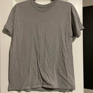 LIGHT WEIGHT HANES T-SHIRT